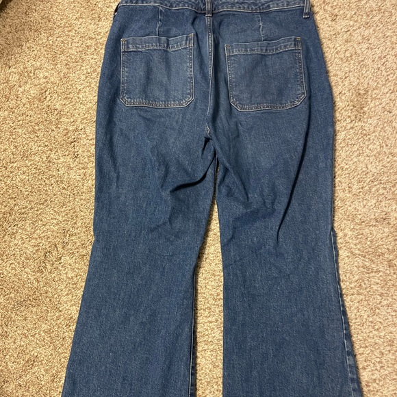 Women's High-Rise Flare Jeans - Universal Thread Medium Wash 14 - Picture 8 of 9